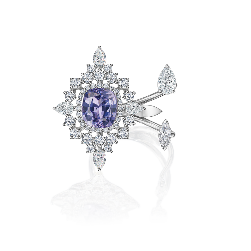 Ring with spinel and diamonds title=