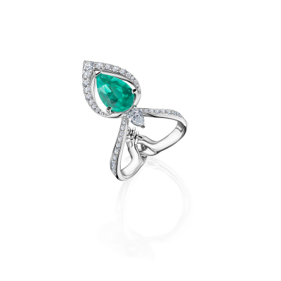 Кольцо с изумрудом и бриллиантами
